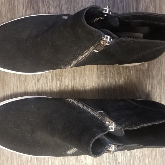 NEW Women's Black Suede Steve Madden Wedgie Sneakers, Size 9.5 - Picture 10 of 13